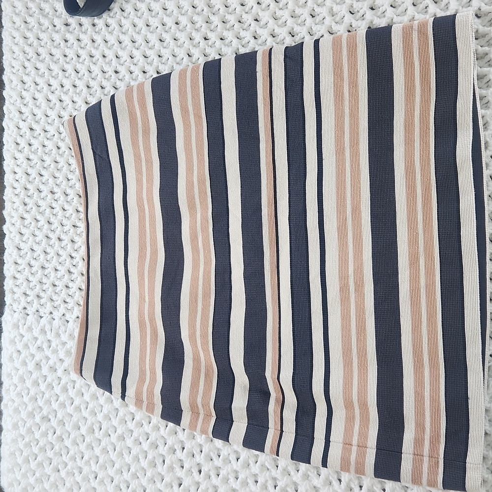 Loft petite skirt Beige black striped lined size 00P